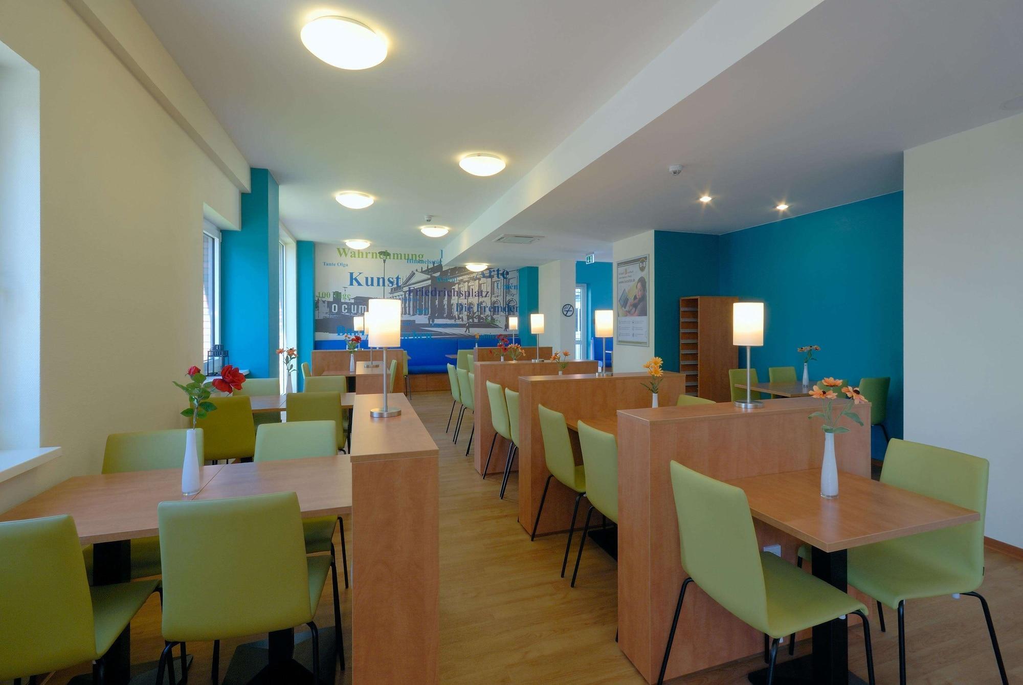 B&B Hotel Kassel-City Экстерьер фото