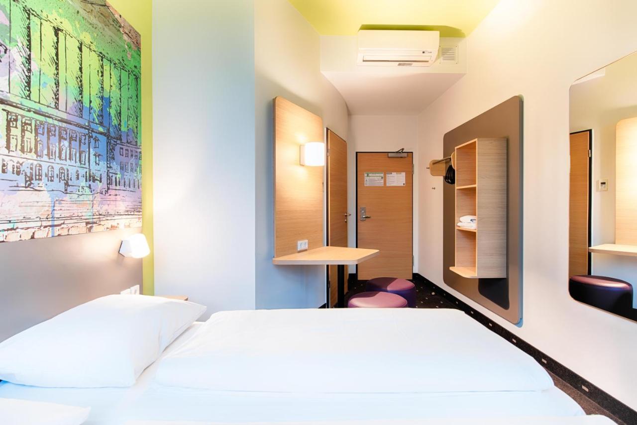 B&B Hotel Kassel-City Экстерьер фото
